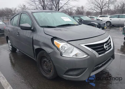 2017 Nissan Versa 1.6 S z USA, uszkodzony, nr VIN 3N1CN7AP8HL825725